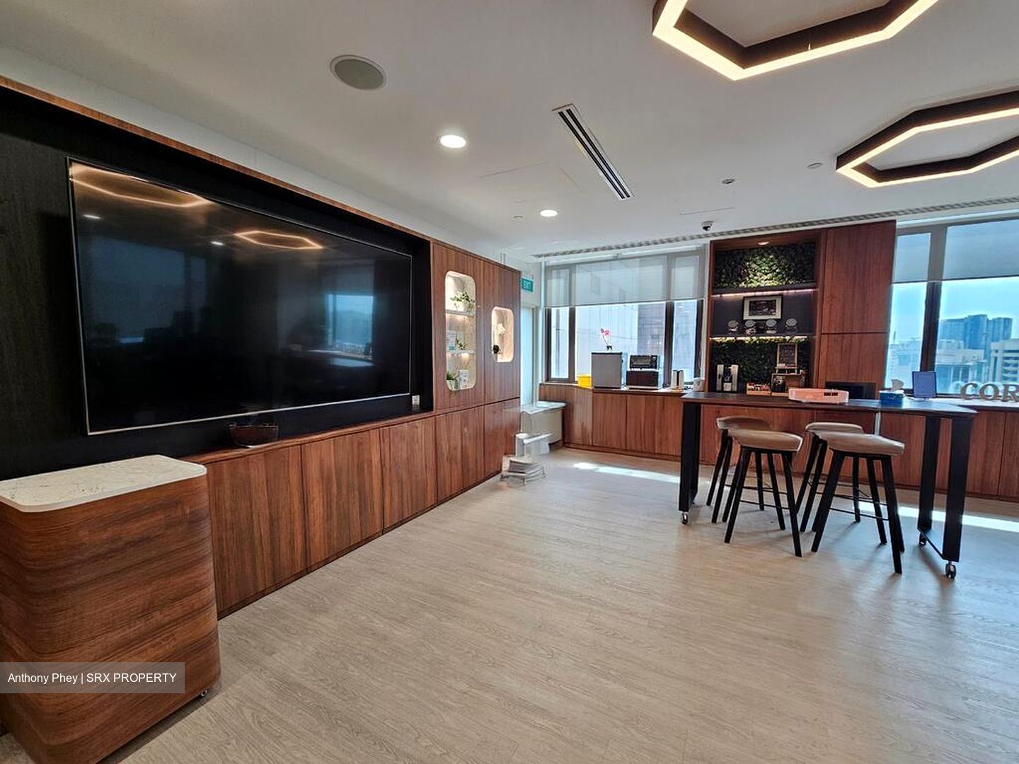 Great World City (D9), Office #497642051